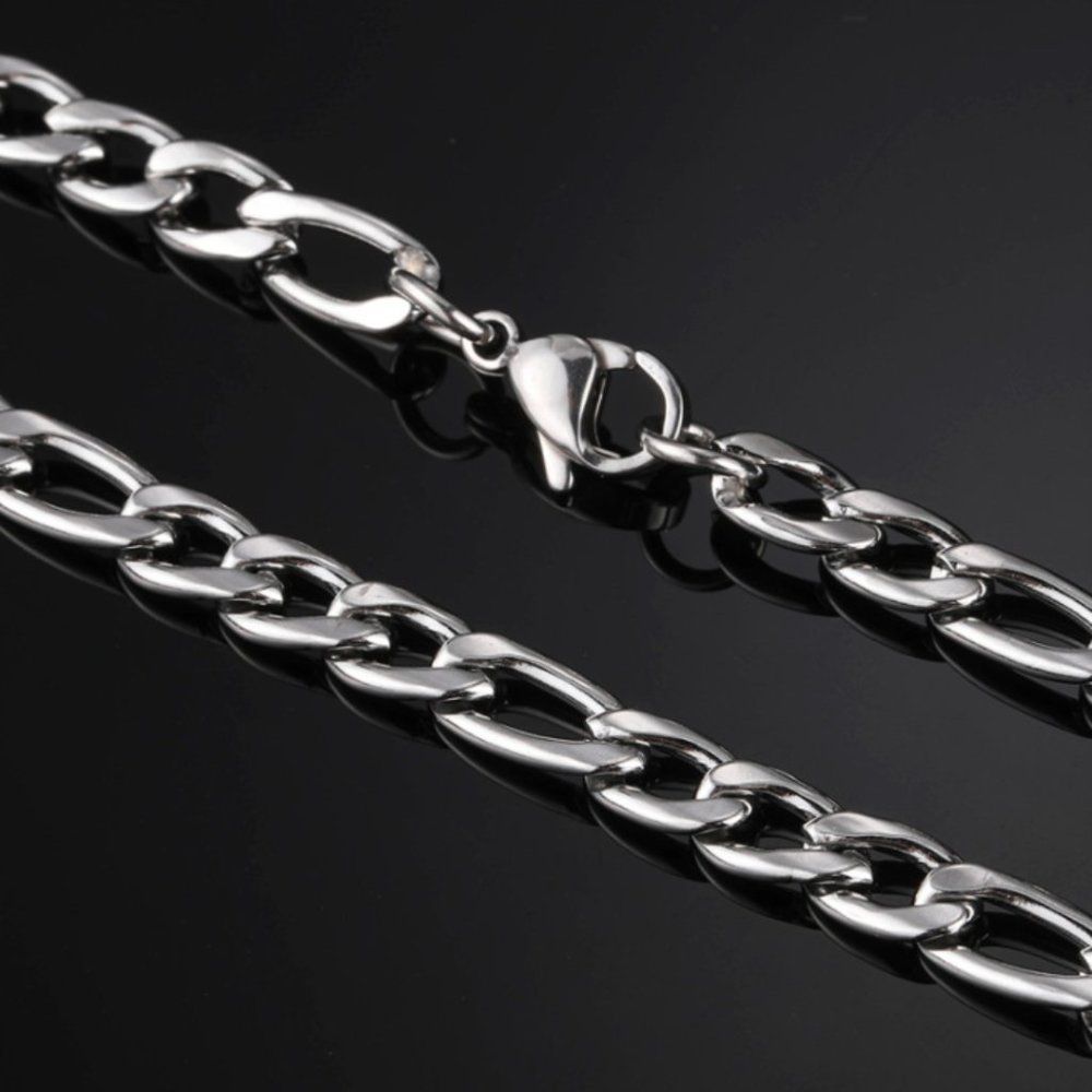 Minimalist Mens 5mm Silver Figaro Chain Necklace Womens Necklace Choker Chain - Picture 4 of 4